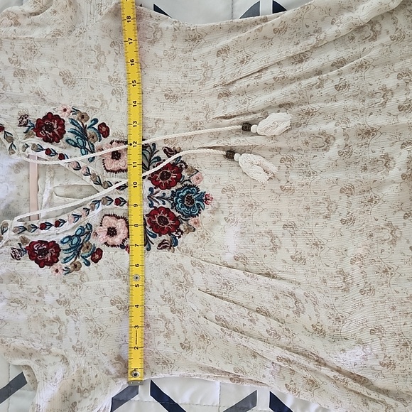 Vintage America Cream Floral Top - Picture 4 of 5